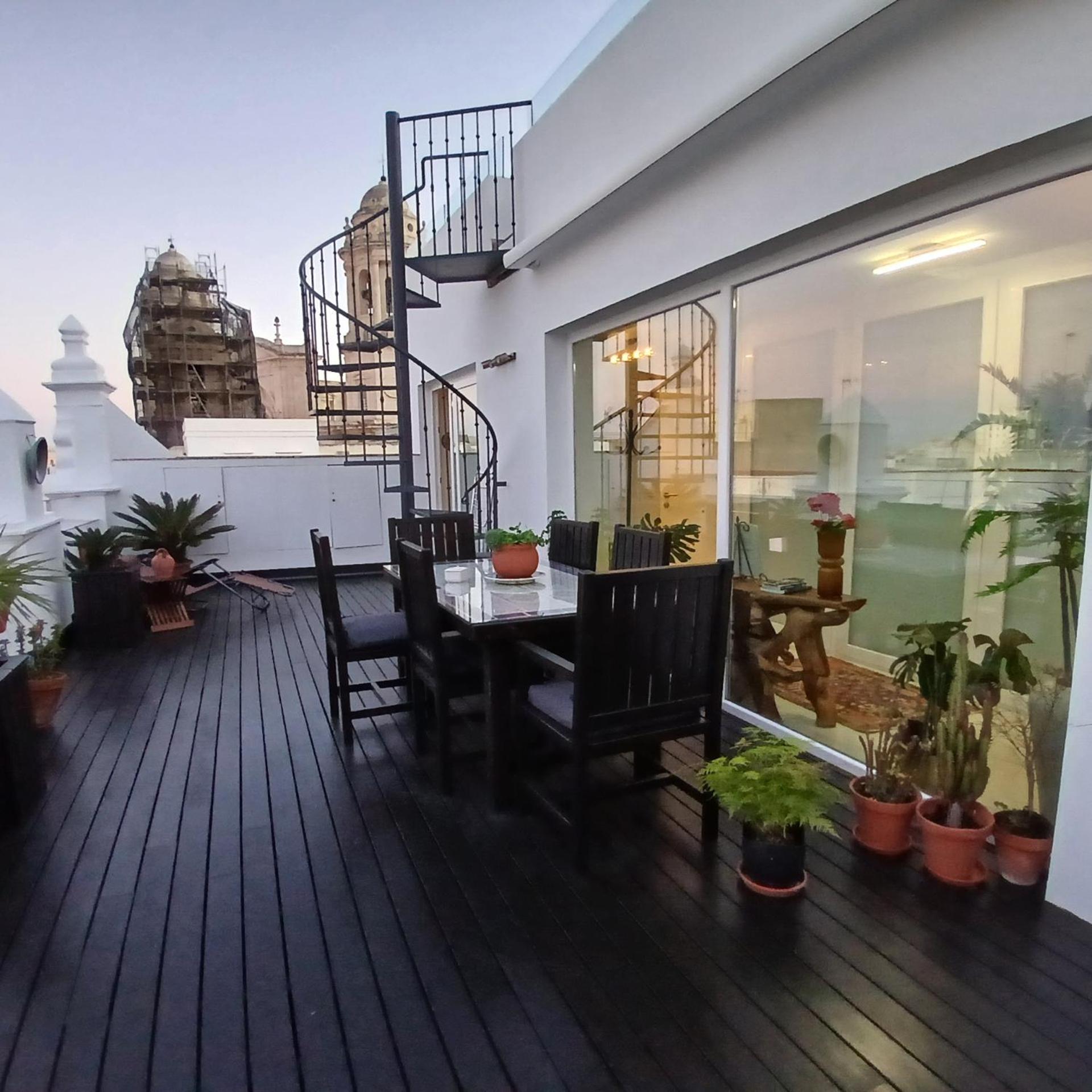 ***** Attic With Impressive Views And Jacuzzi Apartment กาดิซ ภายนอก รูปภาพ