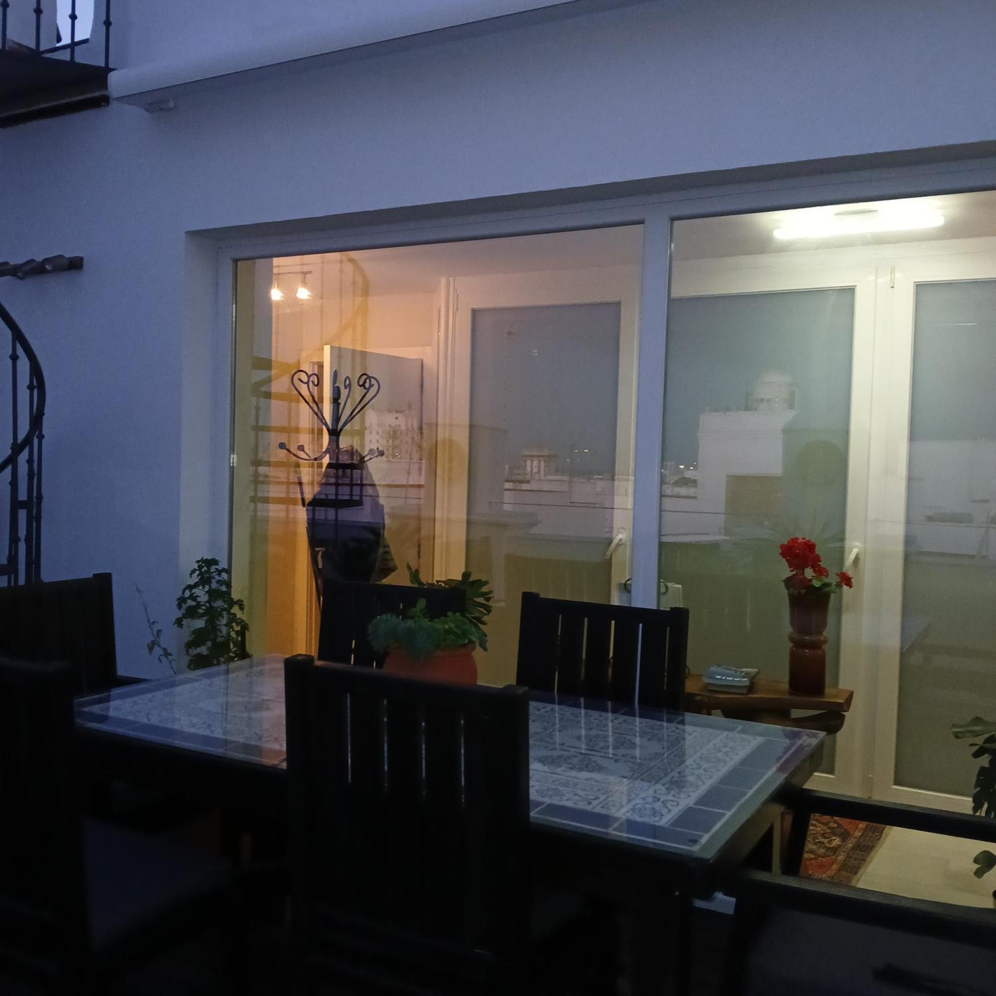 ***** Attic With Impressive Views And Jacuzzi Apartment กาดิซ ภายนอก รูปภาพ