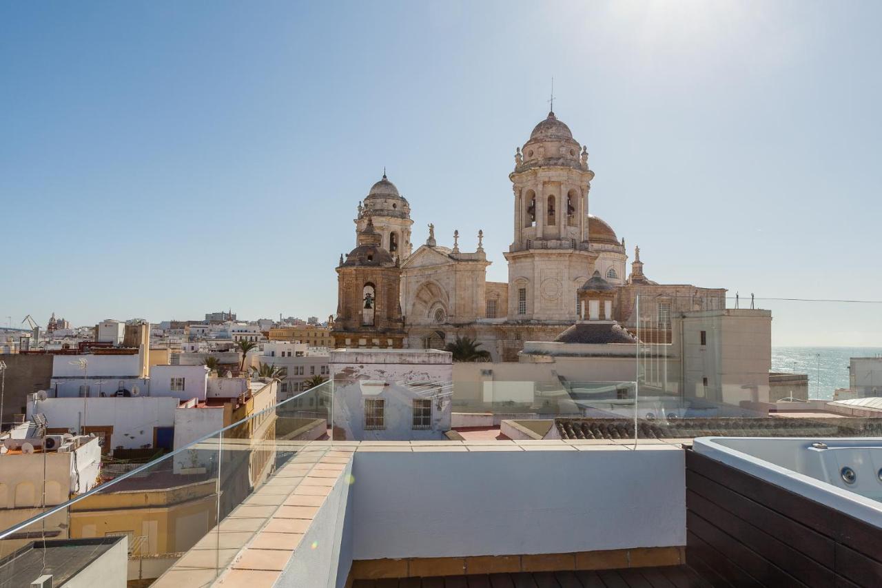 ***** Attic With Impressive Views And Jacuzzi Apartment กาดิซ ภายนอก รูปภาพ