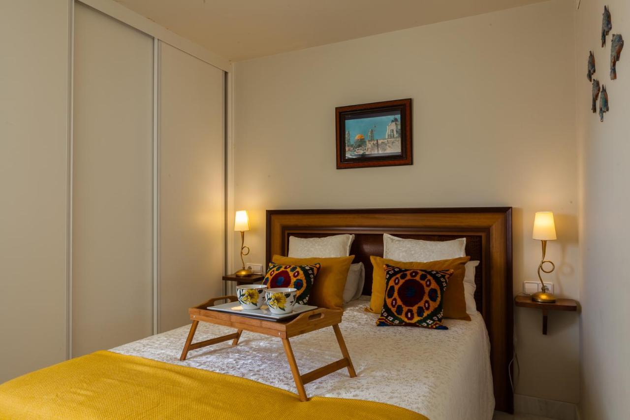 ***** Attic With Impressive Views And Jacuzzi Apartment กาดิซ ภายนอก รูปภาพ