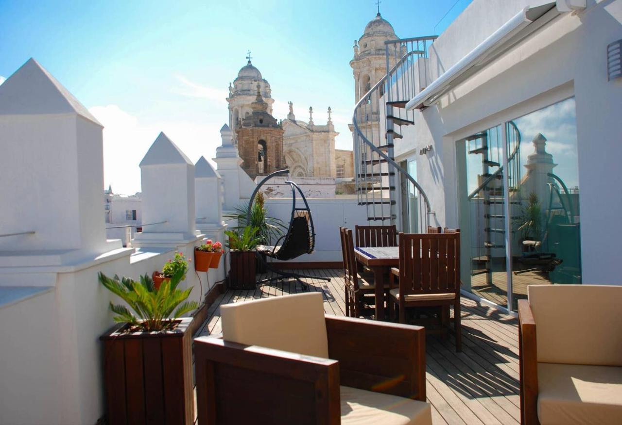 ***** Attic With Impressive Views And Jacuzzi Apartment กาดิซ ภายนอก รูปภาพ